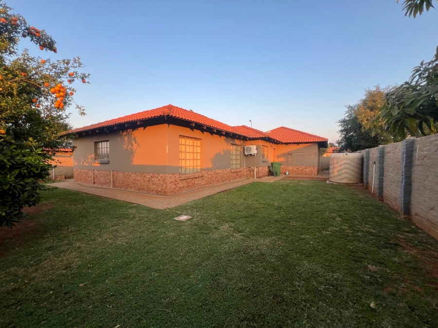 3 Bedroom Property for Sale in Waterkloof North West